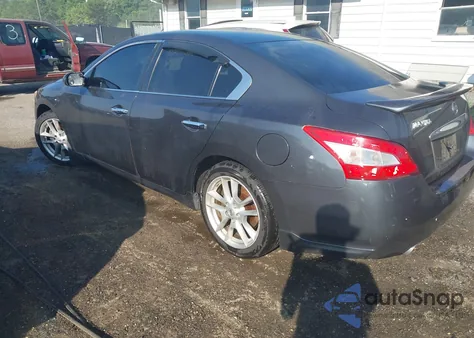 2010 Nissan Maxima 3.5 S z USA, uszkodzony, nr VIN 1N4AA5AP7AC865161